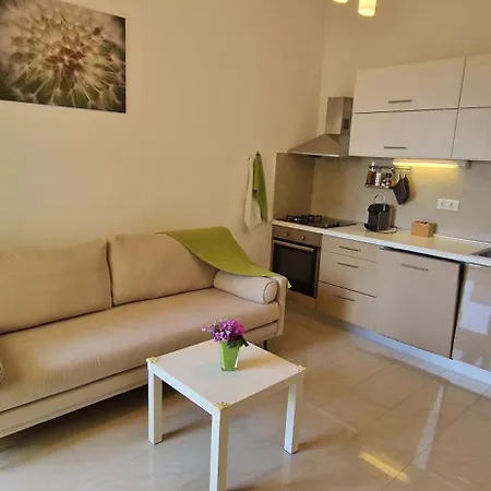 Cozy Family Iris Only 20m From The In Apartamento