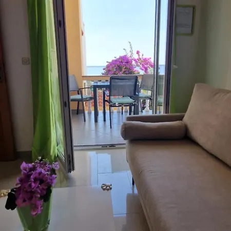 Cozy Family Iris Only 20m From The In Apartment Mandre
